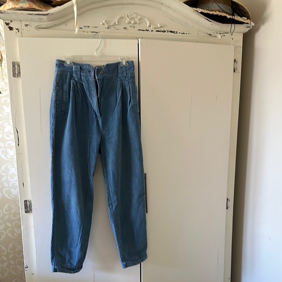 Melbourne Country - Picture 1 of 3